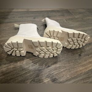 PrettyLittleThing Boots